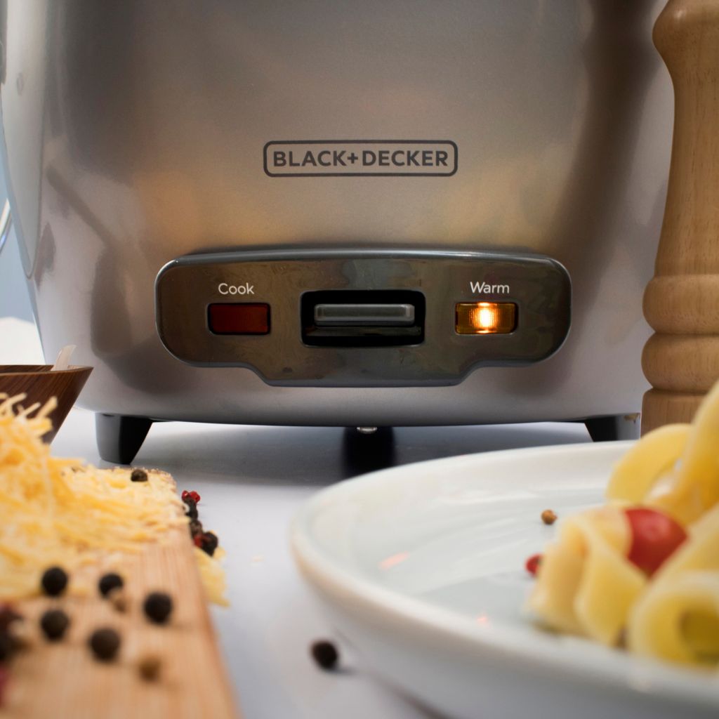 Black + Decker Olla Arrocera 20 tazas Cocidas, RC5200M