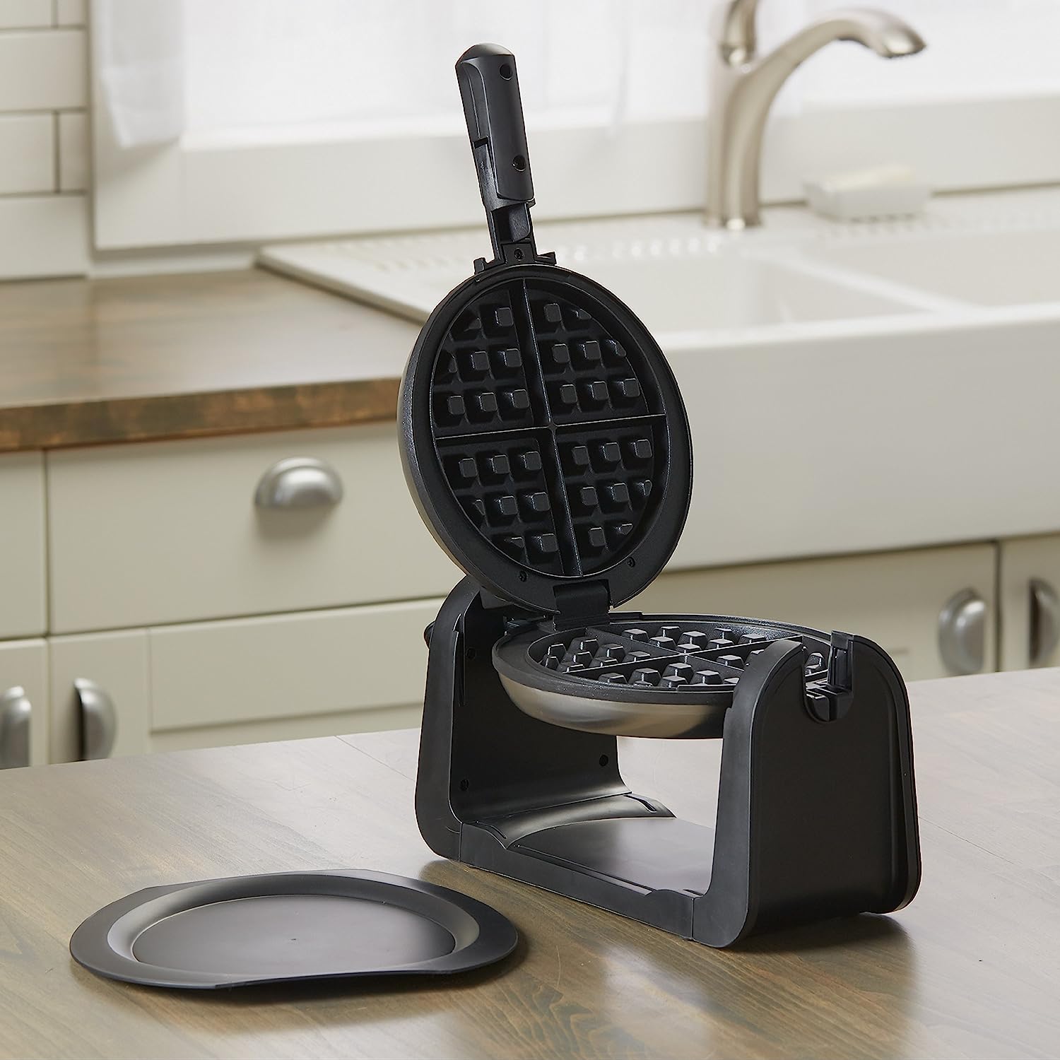 Black + Decker Wafflera Belgian Flip, WM1404S-LA