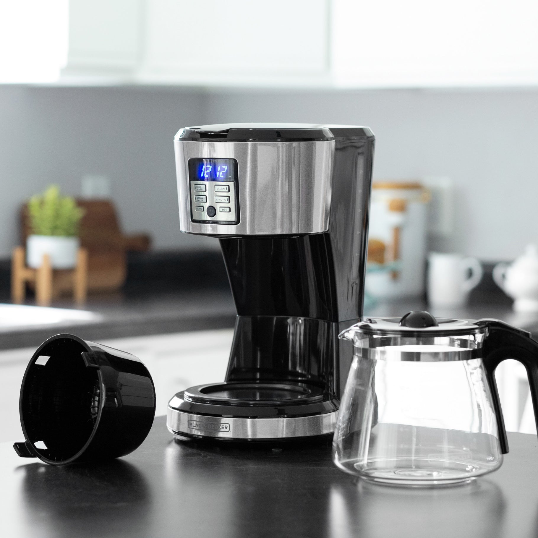 Black + Decker Cafetera 12 Tazas, CM1331S-LA
