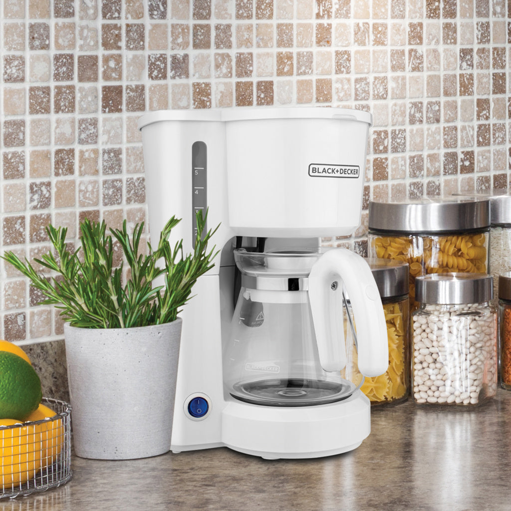 Black + Decker Coffee Maker 5 Tazas Blanca CM0701W