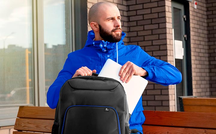 Xtech Mochila para Laptop 15.6" (XTB-211)